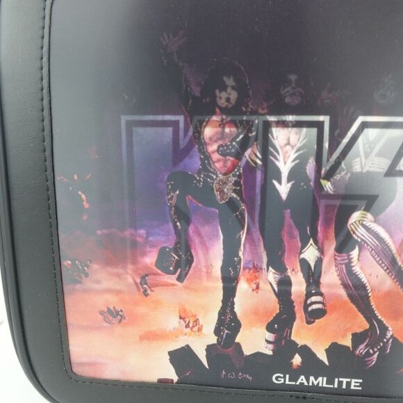 Kiss Glam Light Makeup Bag with Lenticular Cover - Picture 6 of 16